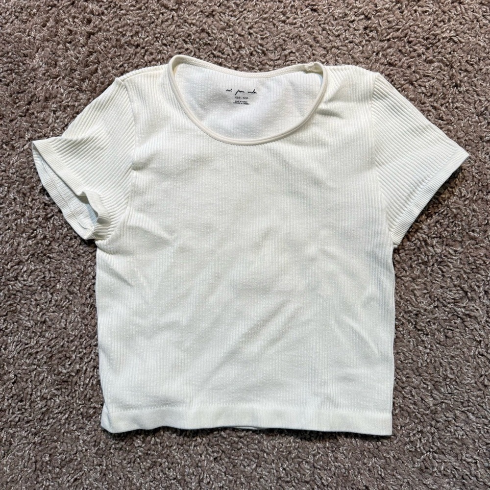 Chic White Ribbed Short Sleeve Top